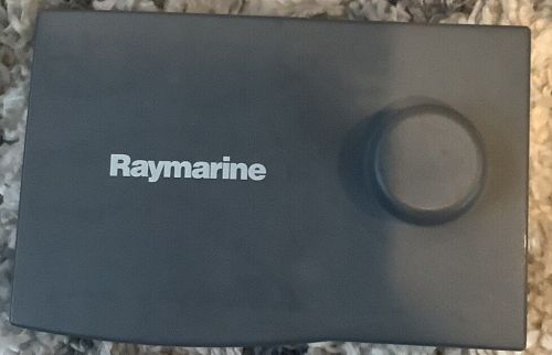 Raymarine st8001 smartpilot auto pilot control head w/ cover; e12119 preowned