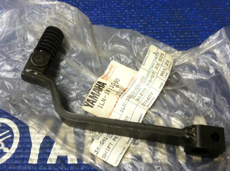 Nos yamaha gear shift pedal. 1986-87 tt350 s,t oem# 1ln-18110-00-00