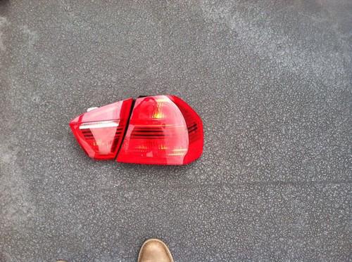 3 series e90 bmw oem pre lci tail lights (06-08)