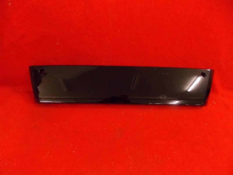 Audi q5 s line front bumper filler plate