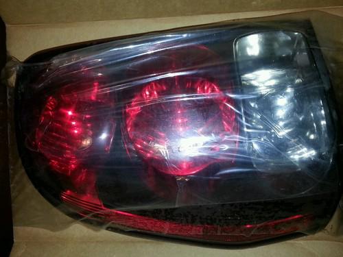 Chevrolet trialblazer  15131578 genuine oem factory original left tail lamp assy