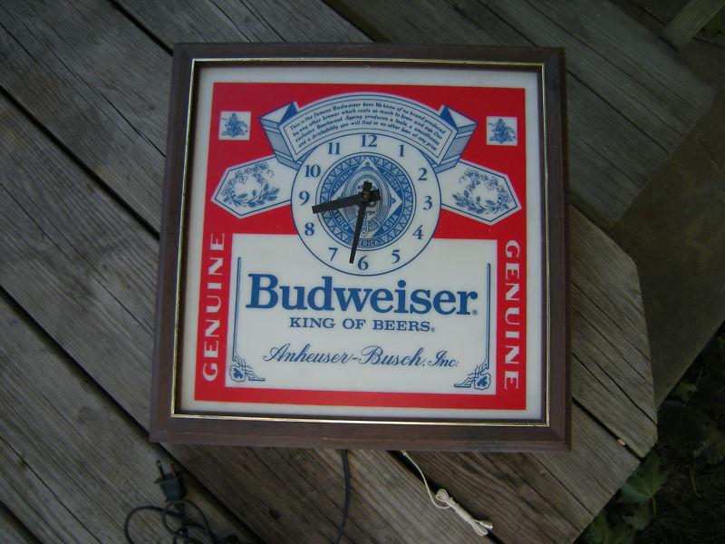 Budweiser clock light collectable 