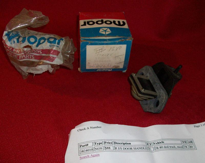 Original mopar-- r--i/s door handle---part #3824010--make offer