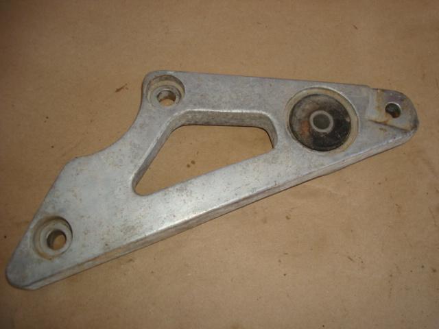 1980 yamaha xs850 left passenger footpeg bracket