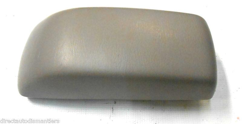 Chevy prism center console lid storage arm compartment armrest 98-02 8"