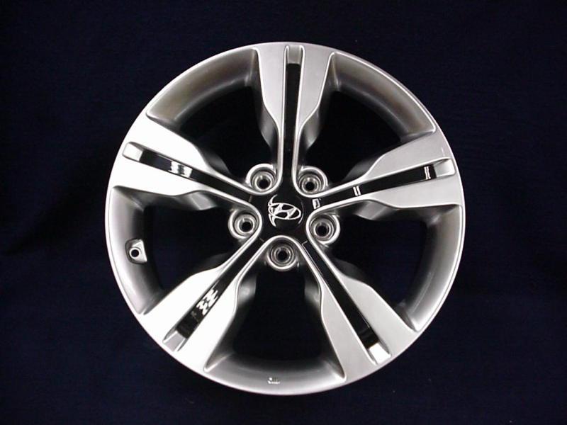 Hyundai veloster 12-13 18" 5 spoke platinum / black alloy / aluminum wheels - 4