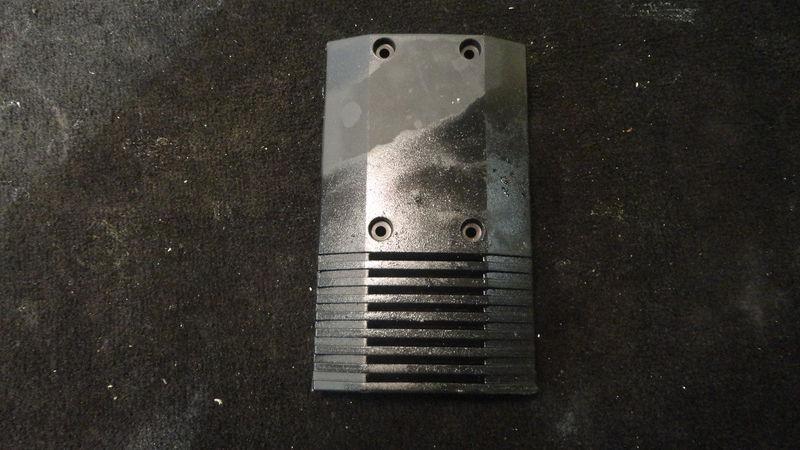 Used rectifier cover #6r3-81942-00-00, 1998 yamaha 130hp 2 stroke outboard motor