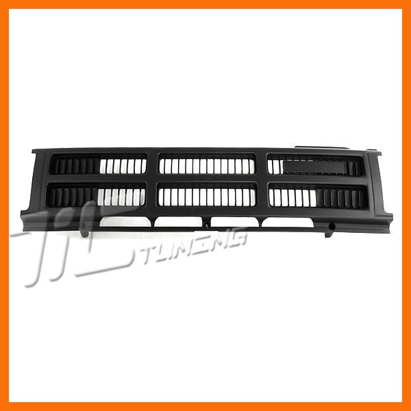 84-86 toyota pickup 4wd only front plastic grille body assembly