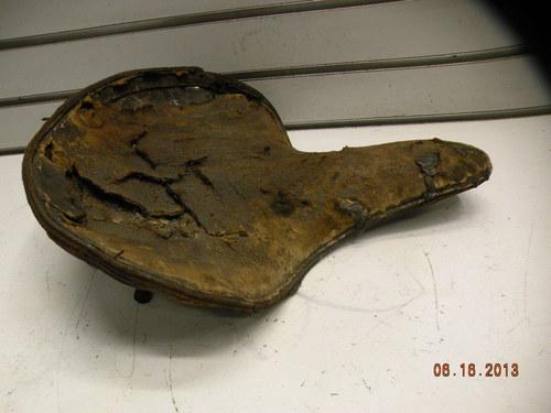 Factory solo seat harley knucklehead ul 1936-37-38-39 no holes orig vintage oem!