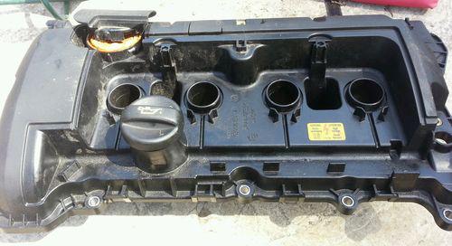 Mini cooper valve cover