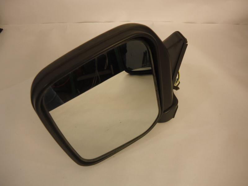 1999 mitsubishi montero sport left door mirror