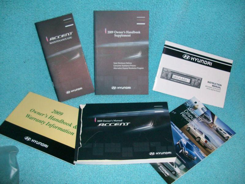 2009 hyundai accent owners manual set !!! free shipping!