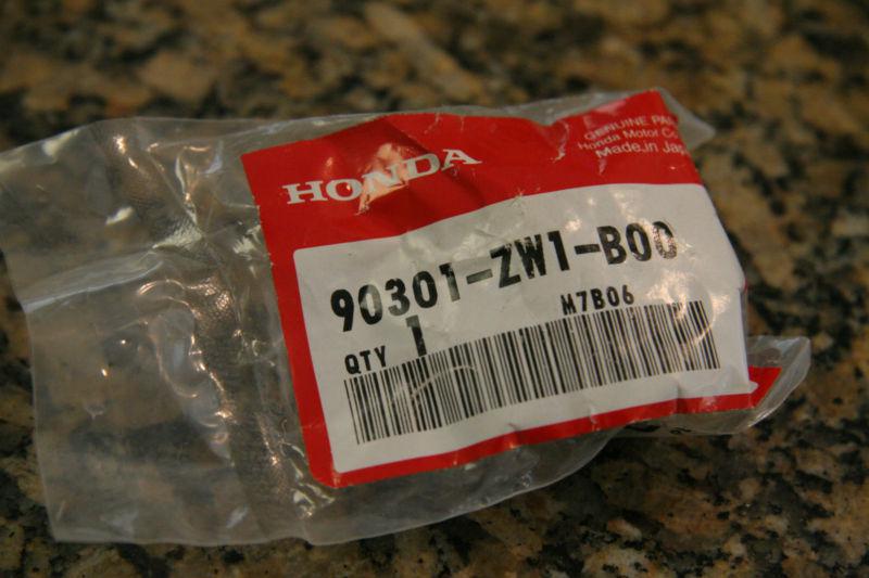 Honda nut castle 18mm part number  90301-zw1-b00