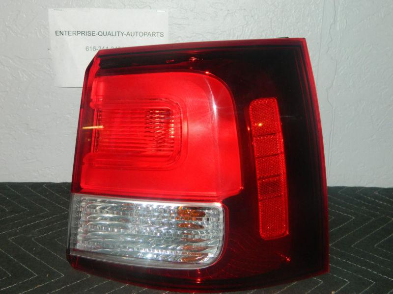 Oem 2014 kia sorento right / passenger  side tail light assembly