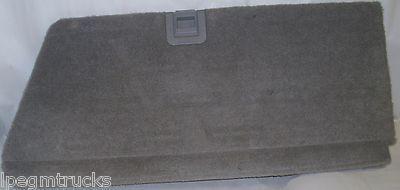 1999 chevy suburban ls left rear seat cargo bridge floor cover gmc 5.7l k1500