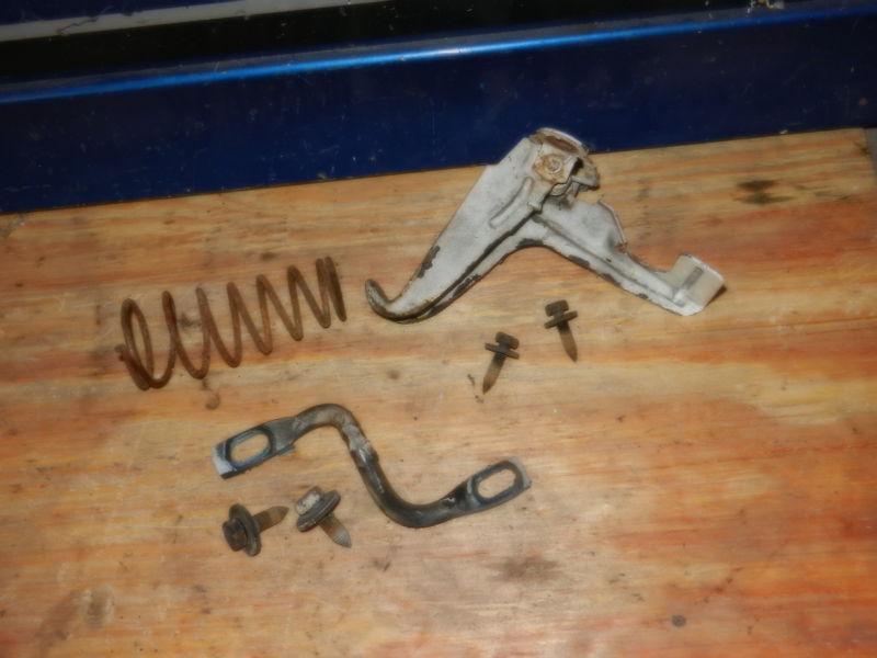 82-92 camaro trans am firebird hood latch spring 87 86 85 84 88 89 91 tpi 83 t5