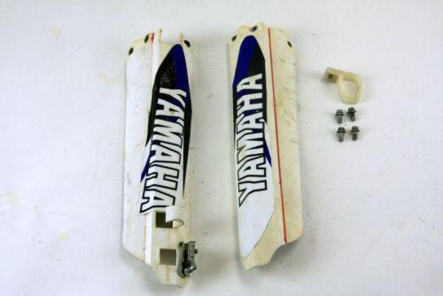 Fork guards 1998 yamaha yz400f yz 400f plastic protectors yz250 yz125 98 99 oem