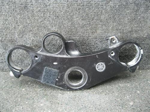 01 yamaha yzf r6 top triple tree clamp 86f