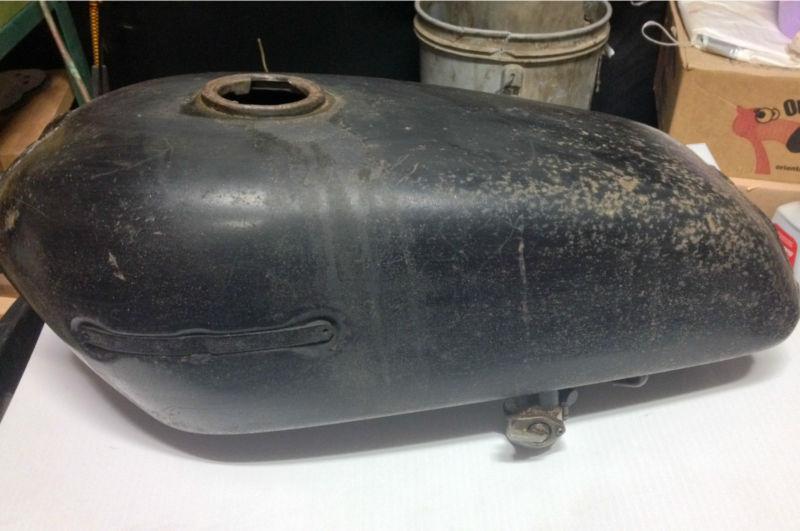 1972 yamaha r5 rd350 rd 350 r-5 gas fuel petrol tank with petcock