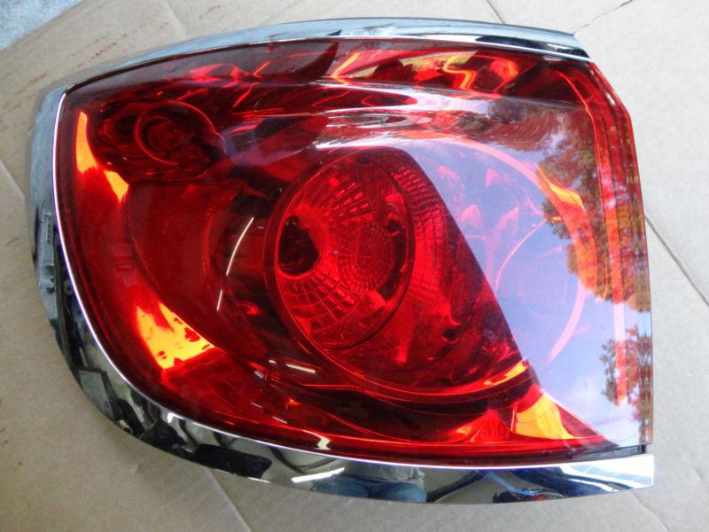 2008-2010 buick enclave left driver side lh tail light oem 09