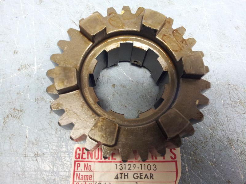 Kawasaki kz1300 z 1300 1979-1981 4th drive gear 13129-1103 nos