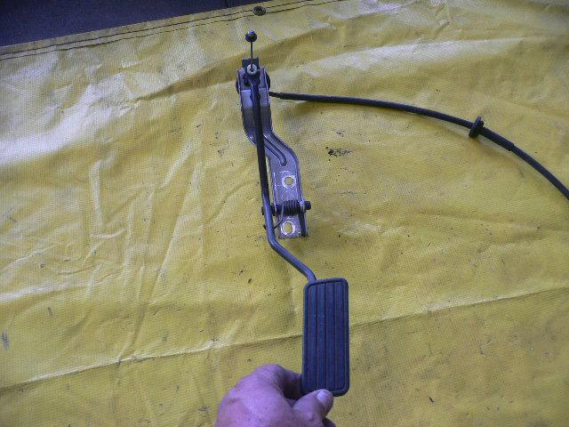 2003 legacy outback gas fuel accelerator pedal