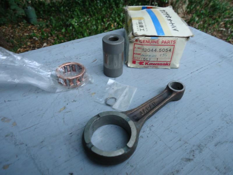 Kawasaki klf185 klt185 bayou nos connecting rod kit 13044-5054  