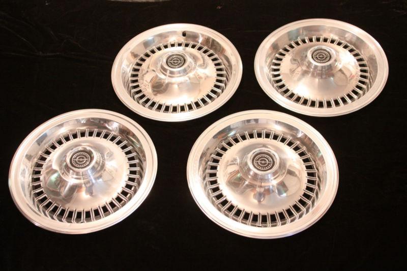 4 vintage original 1977 1978 1979 ford thunderbird hubcaps/ wheel covers 15"