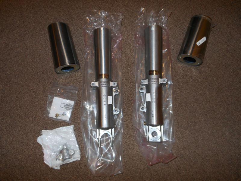 New set of harley davidson touring oem take off fork sliders and tube covers