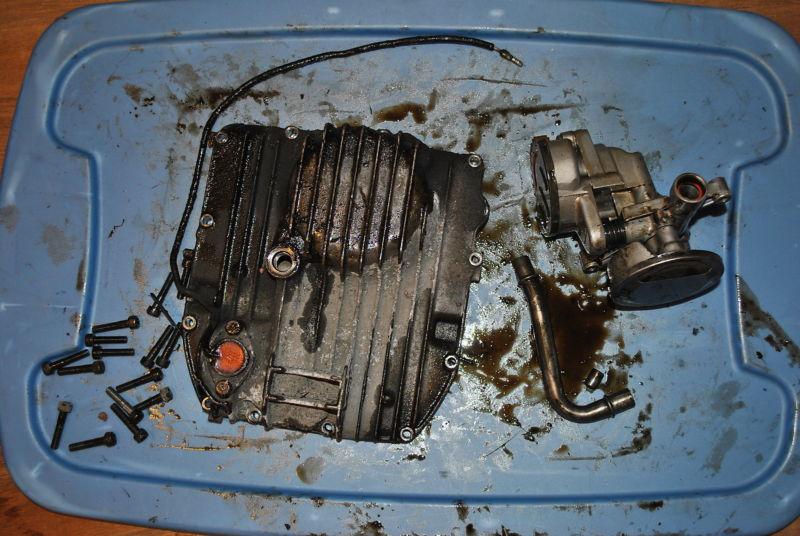 1984 yamaha venture royale oil pan with oil pickup