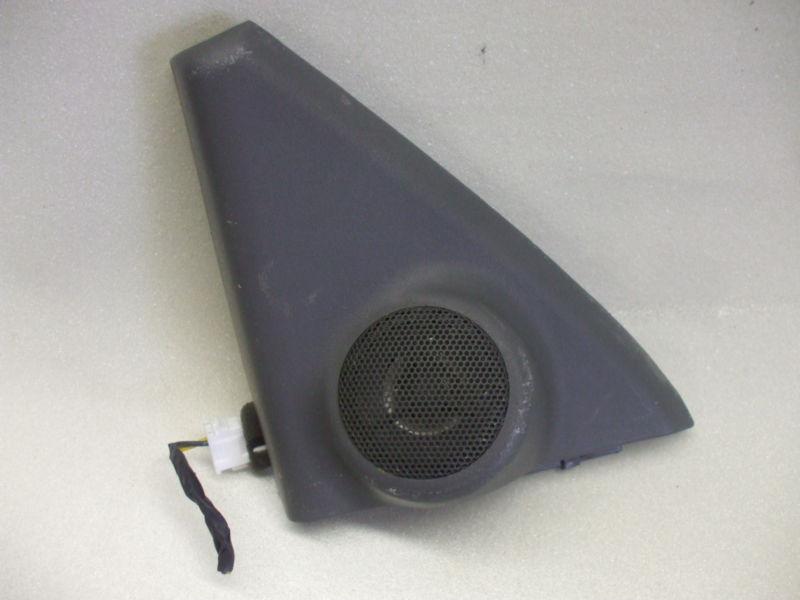 01 06 hyundai santa fe driver door sail panel front speaker tweeter top oem grey