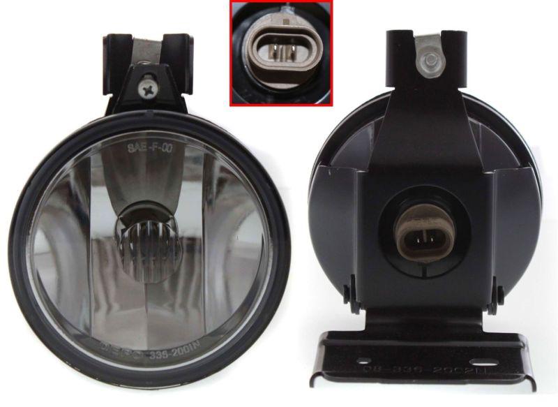 Driving fog light lamp assembly fits driver left or passenger right side