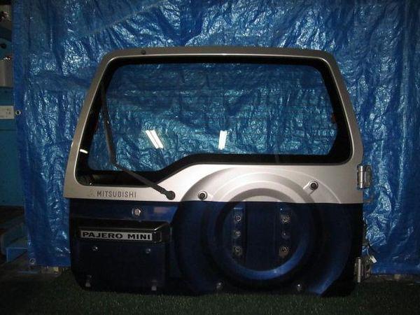 Mitsubishi pajero mini 1998 back door assembly [0115800]