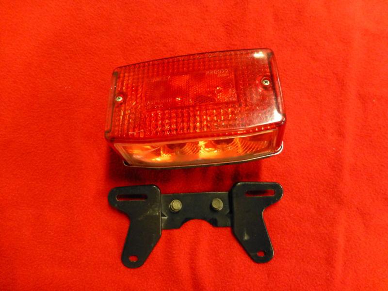 82-86 1982 honda cb450sc cb450 nighthawk rear tail light & plate bracket nice!!