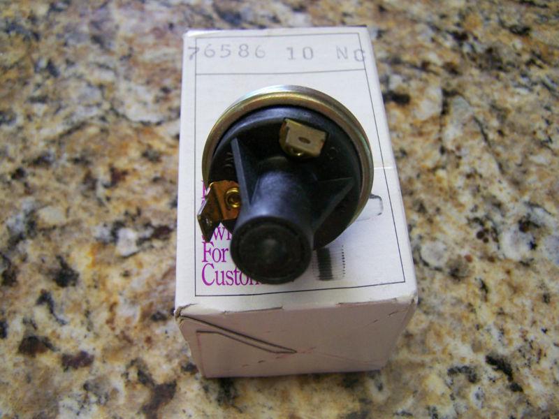 Stewart warner hobbs pressure switch. 10 psi. n.c..