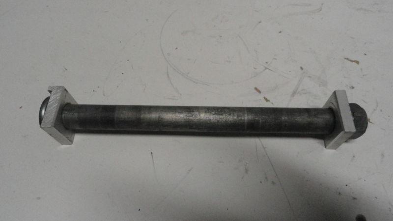 2003 yamaha yz450f yz 450 rear axle bolt w/blocks p2