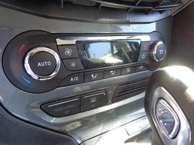 Temperature control 12 focus, auto temp control, dual zone, from 08/26/11