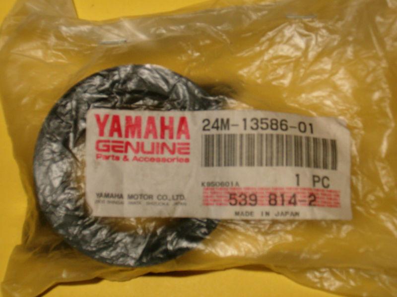 Yamaha nos intake manifold carburetor mount joint cover xv1100 1000 920 750 700