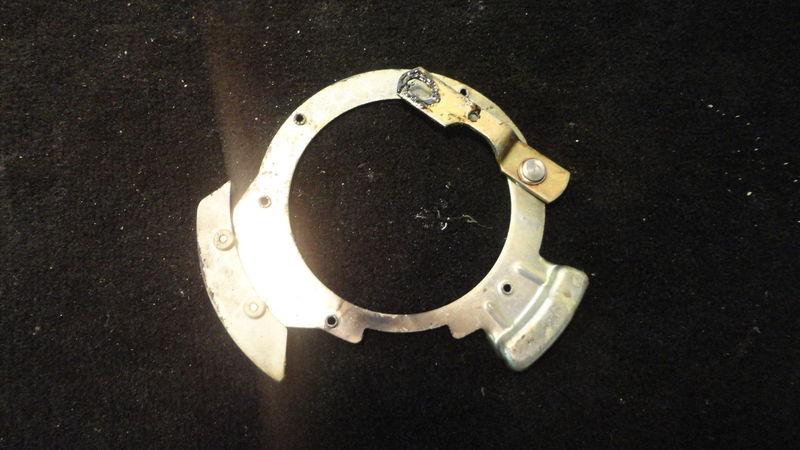 Used retainer plate #0390256 for 1982 johnson 35hp outboard motor ~j35ecnd~