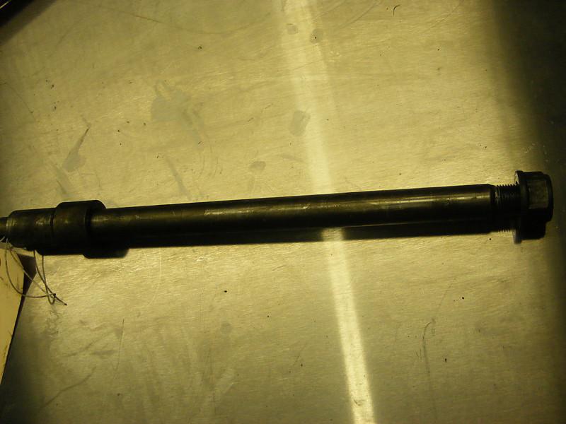 87 honda vf700c magna rear axle