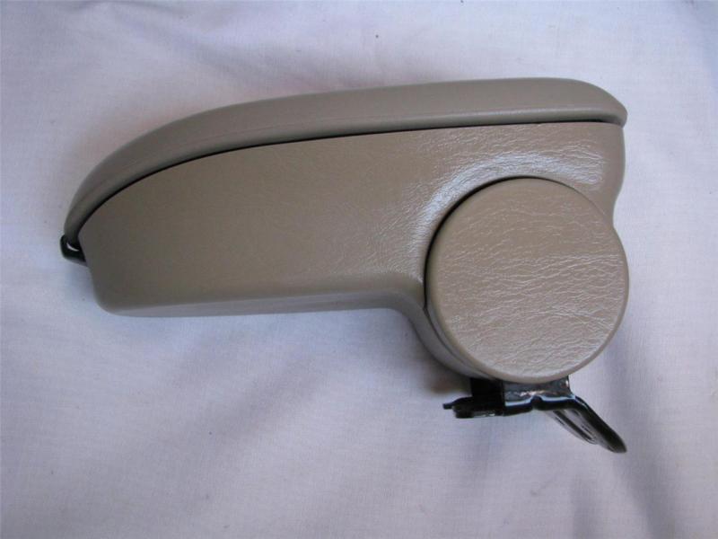 2000-2007 ford focus console armrest lid - tan/beige '00 01 02 03 04 05 06 07