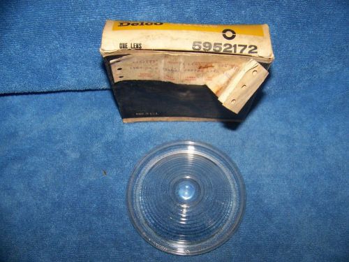 1961 cadillac front parking lamp lens  (1) 5952172