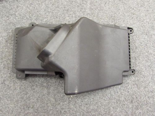 2011 audi a4 2.0t b8 under hood engine / motor air intake cleaner box cover