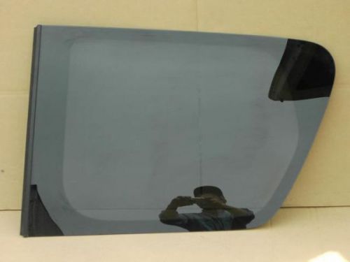 Nissan serena 2011 left side glass [5213850]