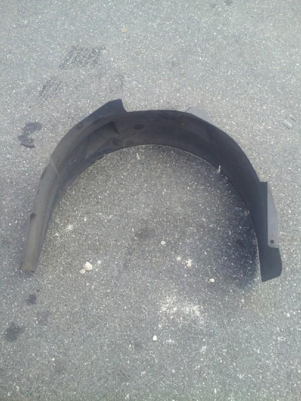 02-07 saturn vue left inner fender liner