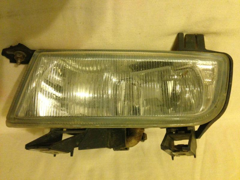 1999-2001 saab 9-5 used oem left lh driver(s) side front driving fog lamp/light