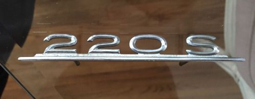 Mercedes benz 220s dash emblem