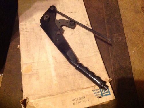 1976 chevrolet corvette parking brake lever 363060 first design new old stock