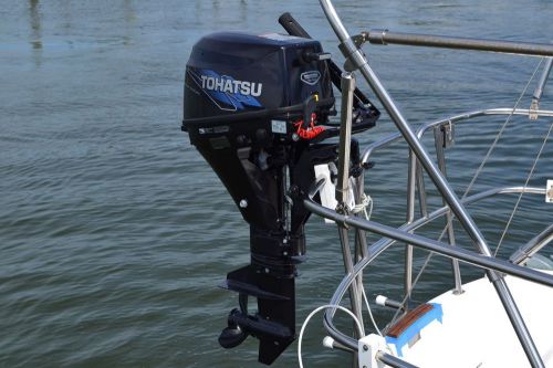 2012 8 hp tohatsu outboard motor 4-stroke boat engine - 20&#034; long shaft - mfs8a3s