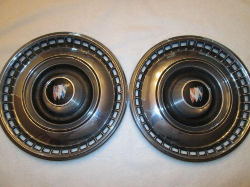 1967 buick 15&#034; hub cap